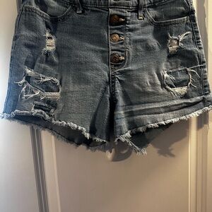 Abercrombie Kids High-Rise Mini Mom Denim Shorts – Distressed – Size 13/14
